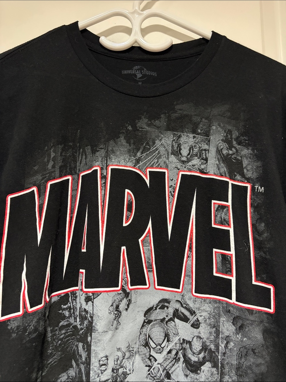 Marvel Black and Red Logo Graphic Tee - Picture 2 of 4